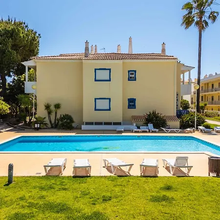 Bosque Sao Jose By Algarneto 4* 알부페이라